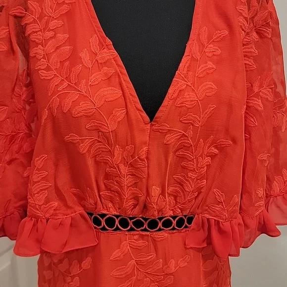Selfie Leslie Caspar Batwing Red Dress - Picture 4 of 8